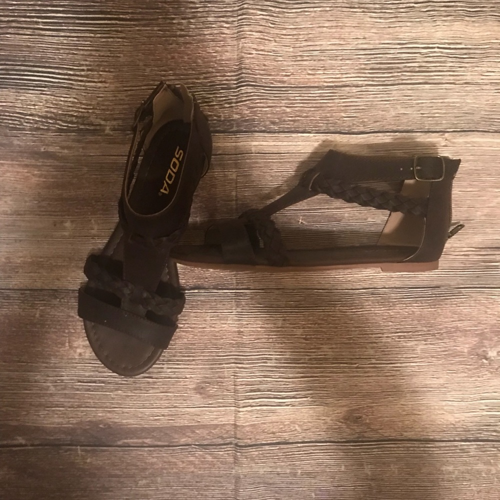 Shoes - Picture 3 of 3